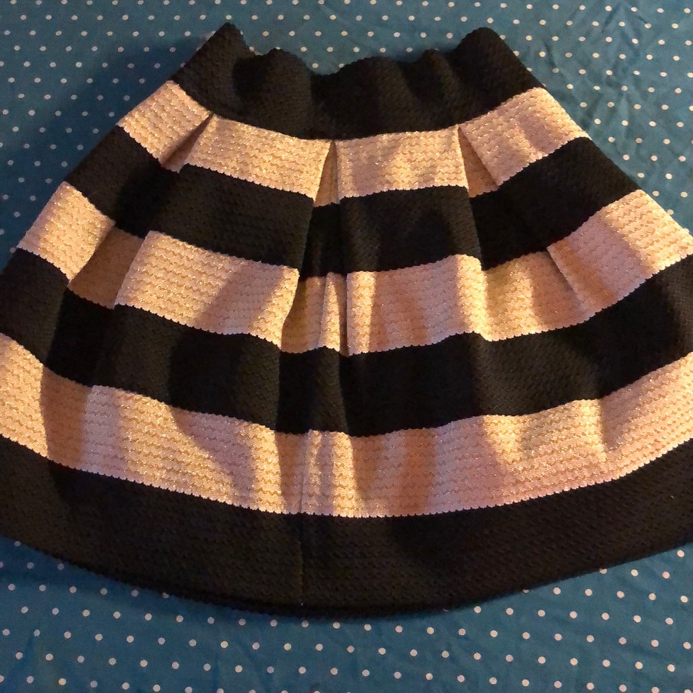 Gold and black skirt